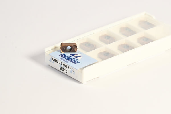 METALDUR LNMU0303ZER MD15